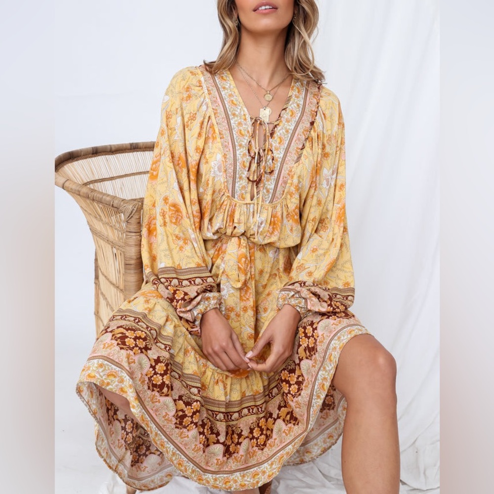 FORTUNATE ONE  Mediterranean style florals dress